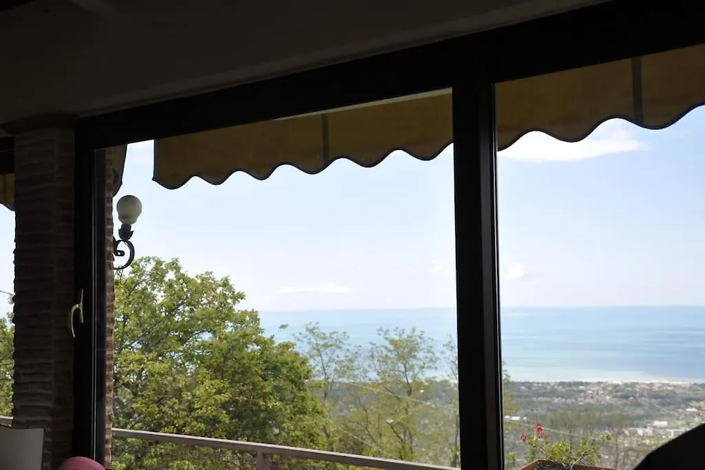 Mareli, Una Terrazza Sul Mare Villa Massa